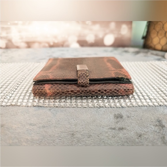 Gucci Python Bi-Fold Snakeskin Wallet - Picture 3 of 13